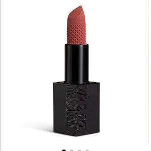 Il Makiage Matte Lipstick